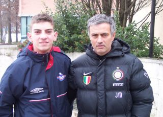 Arluno, Si realizza un sogno: ad Appiano con l’allenatore dell’Inter, Josè Mourinho